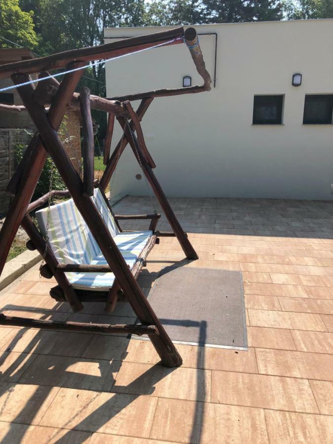 Duna Vendeghaz Hotel Fadd-Dombori Екстериор снимка