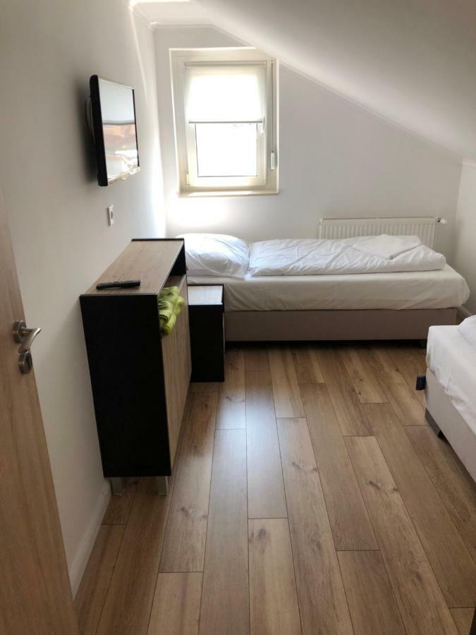 Duna Vendeghaz Hotel Fadd-Dombori Екстериор снимка